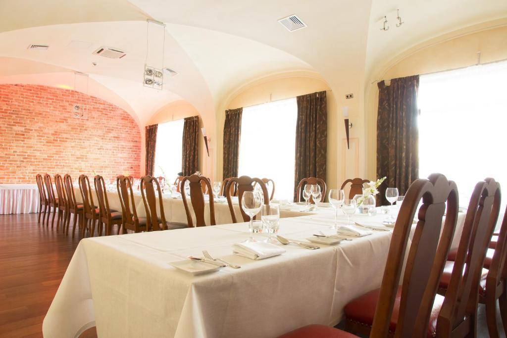 Hotel Rejs Ustka Luaran gambar